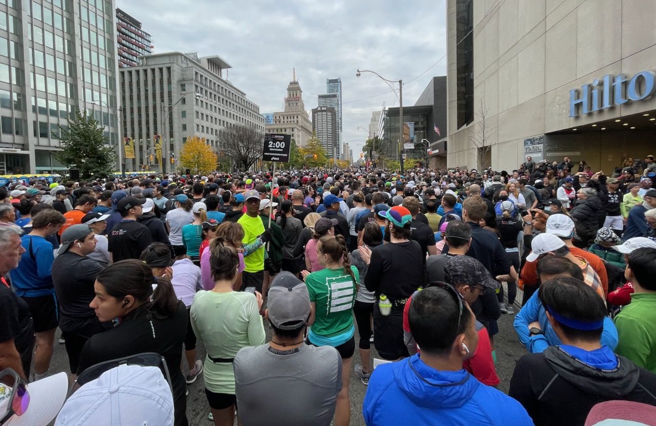 Toronto Waterfront Marathon - Before the start